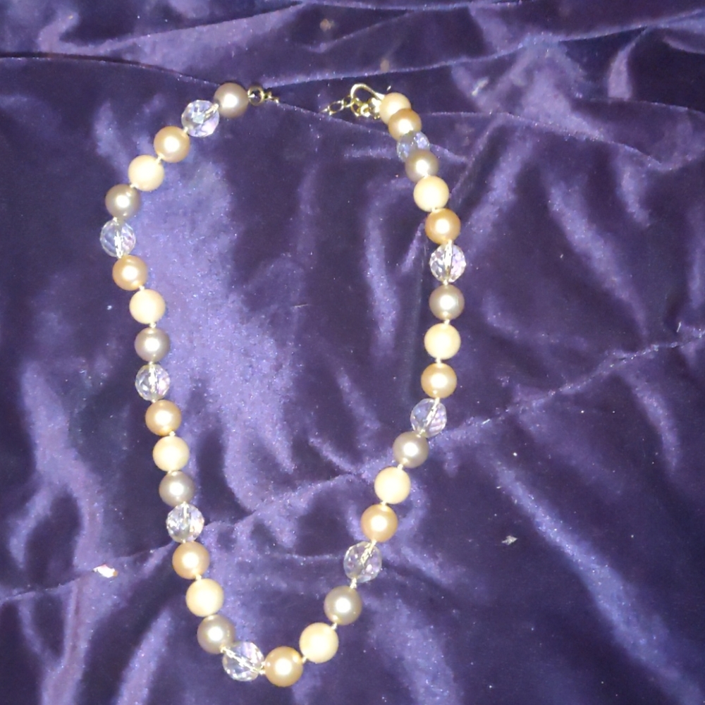 Multi colored pearl necklace
